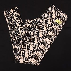 Nike womans spandex pants LIKE NEW!